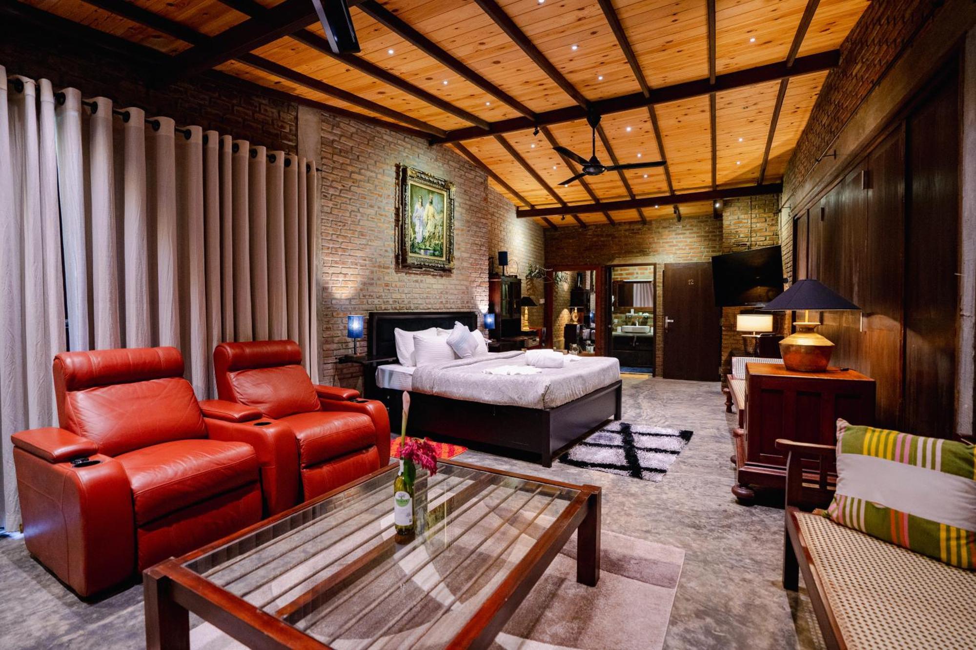 Aayu Hanthana Boutique Hotel Канди Экстерьер фото