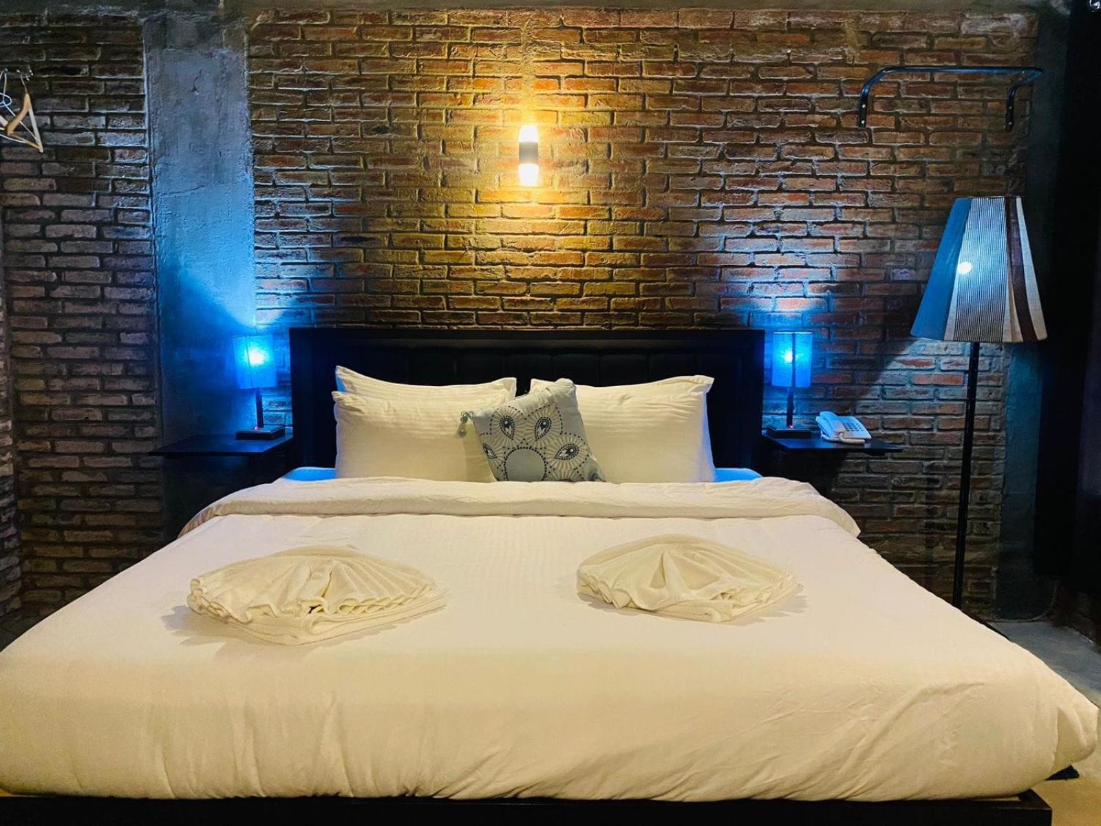 Aayu Hanthana Boutique Hotel Канди Экстерьер фото